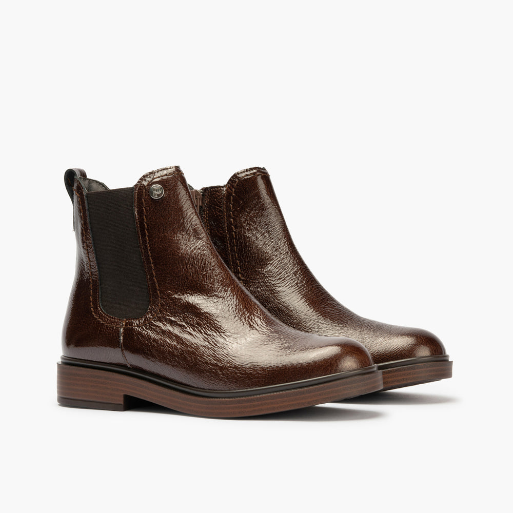 Botín Chelsey en Charol con cremallera de mujer color marron