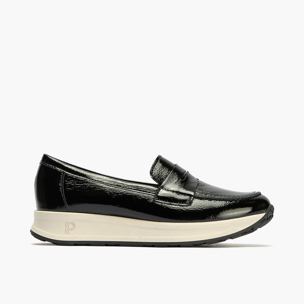 Mocasín en Charol de mujer color negro