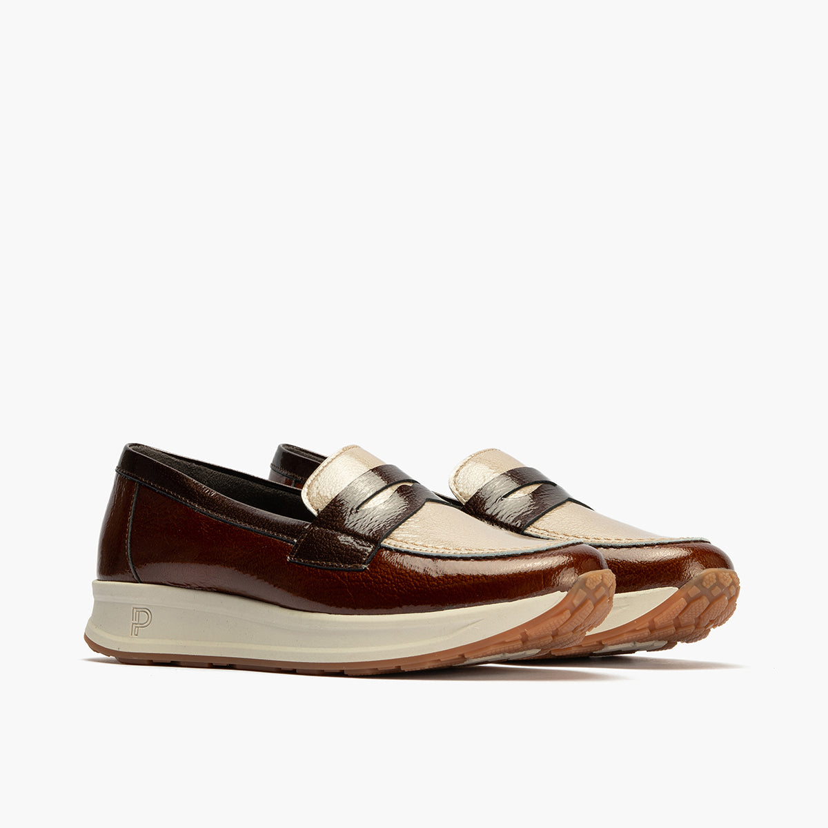 Mocasin Trícolor en Charol de mujer color cuero/piedra