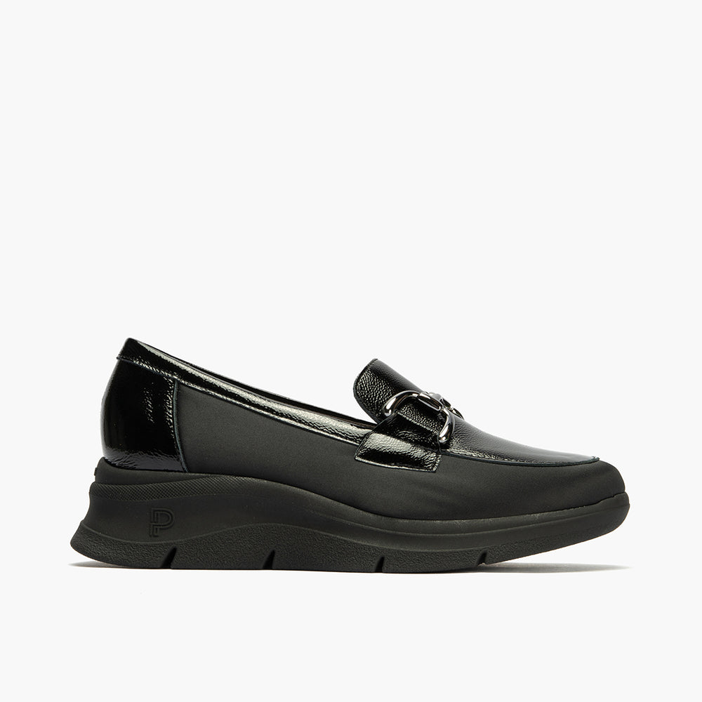 Mocasín con Nylon con adorno de mujer color negro