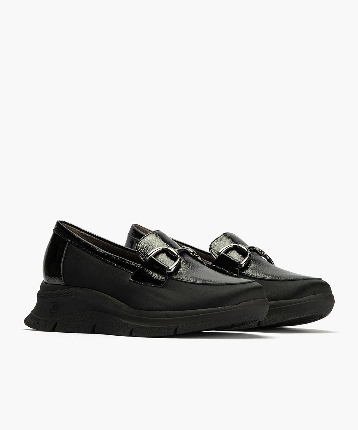 Mocasín con Nylon con adorno de mujer color negro