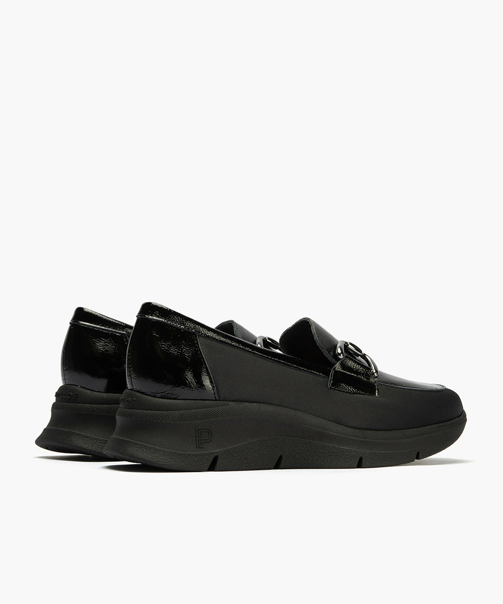 Mocasín con Nylon con adorno de mujer color negro