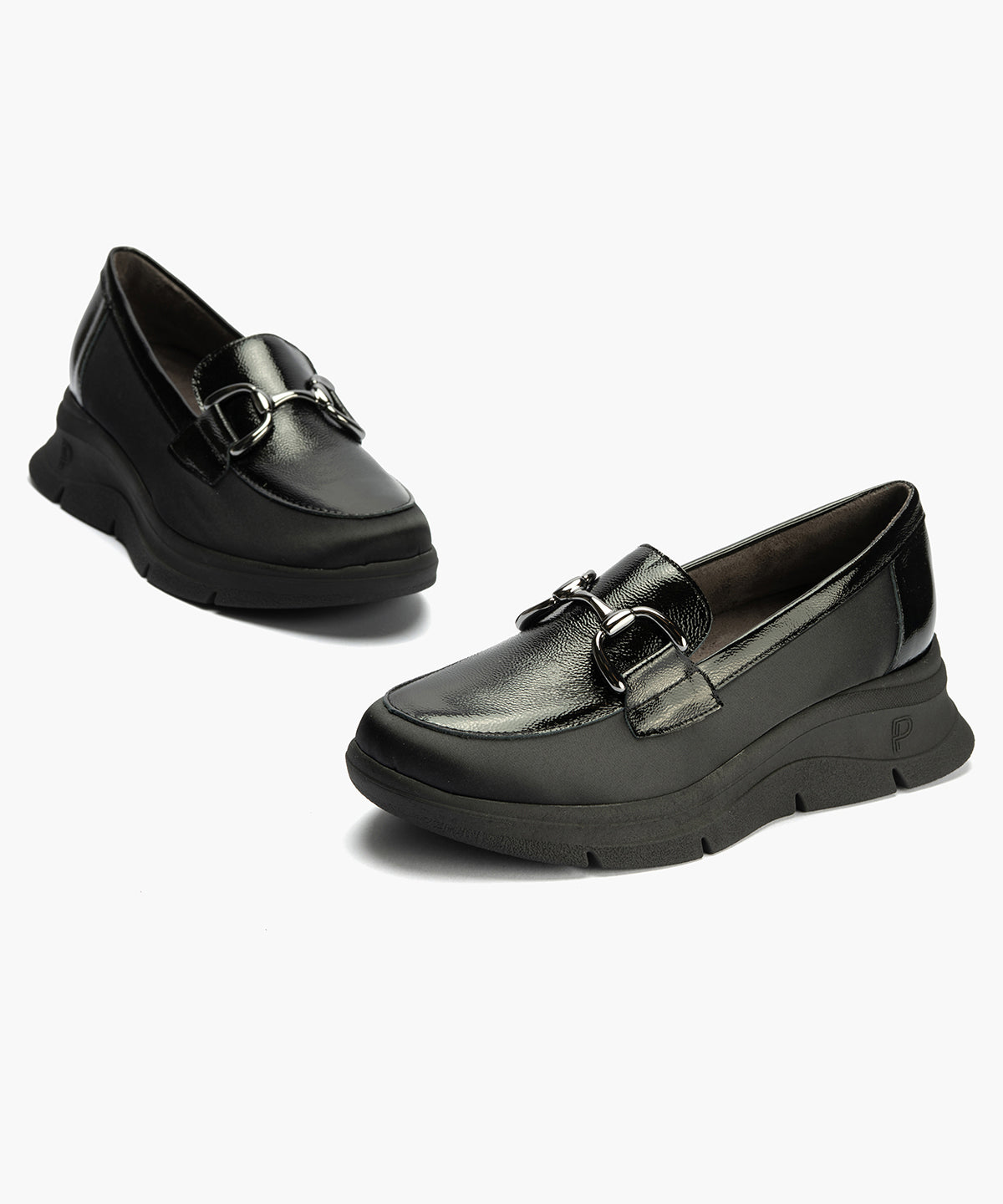 Mocasín con Nylon con adorno de mujer color negro