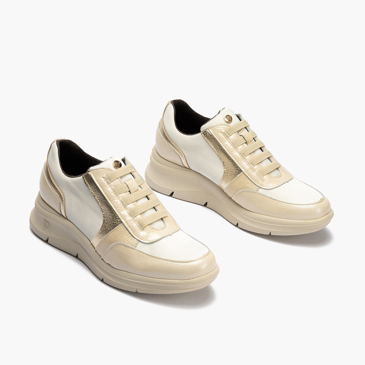 Deportivo con Nylon de mujer color crema