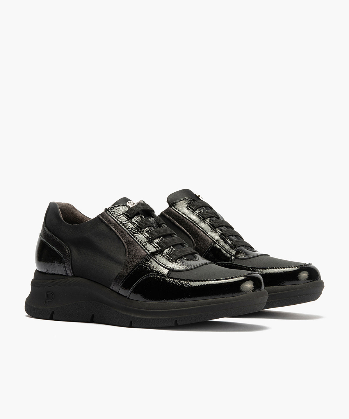 Deportivo con Nylon de mujer color negro
