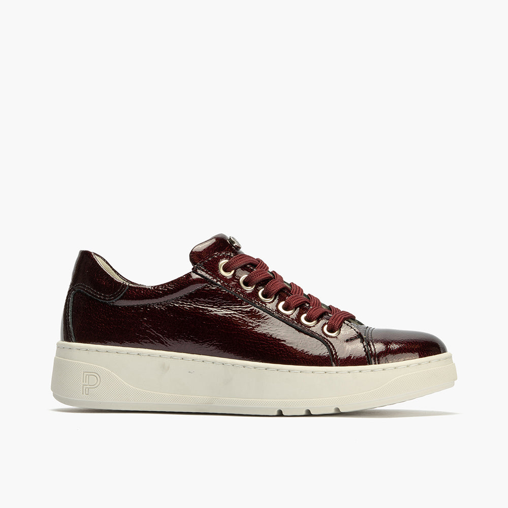 Basket en Charol con cordones de mujer color burdeos