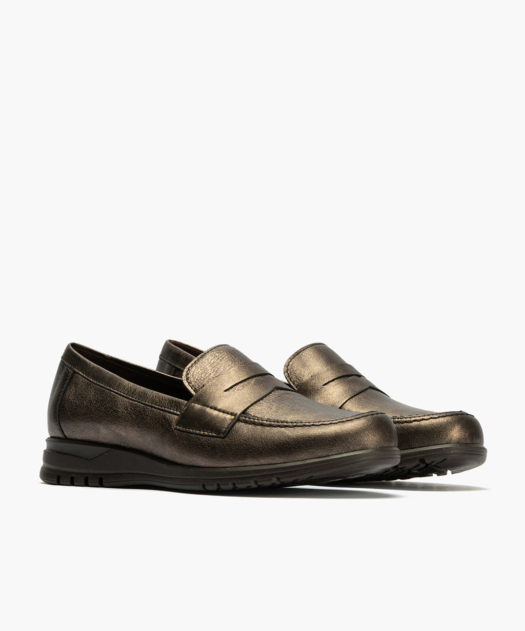 Mocasín en Laminado de mujer color cava
