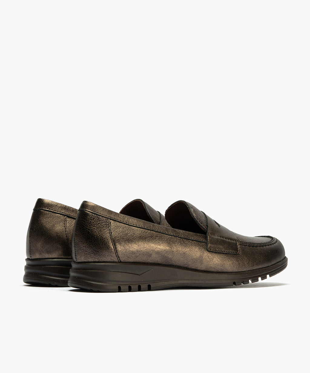 Mocasín en Laminado de mujer color cava