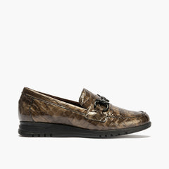 Mocasín en Coco con adorno de mujer color humo