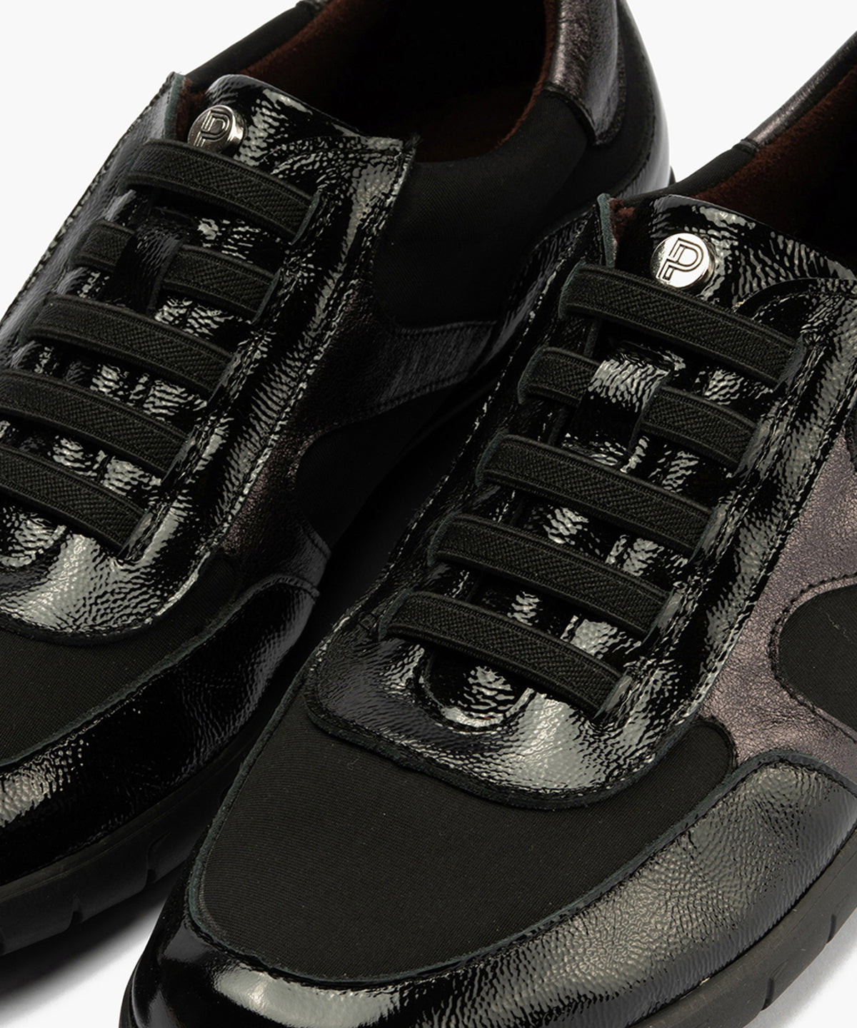 Deportivo con Nylon de mujer color negro