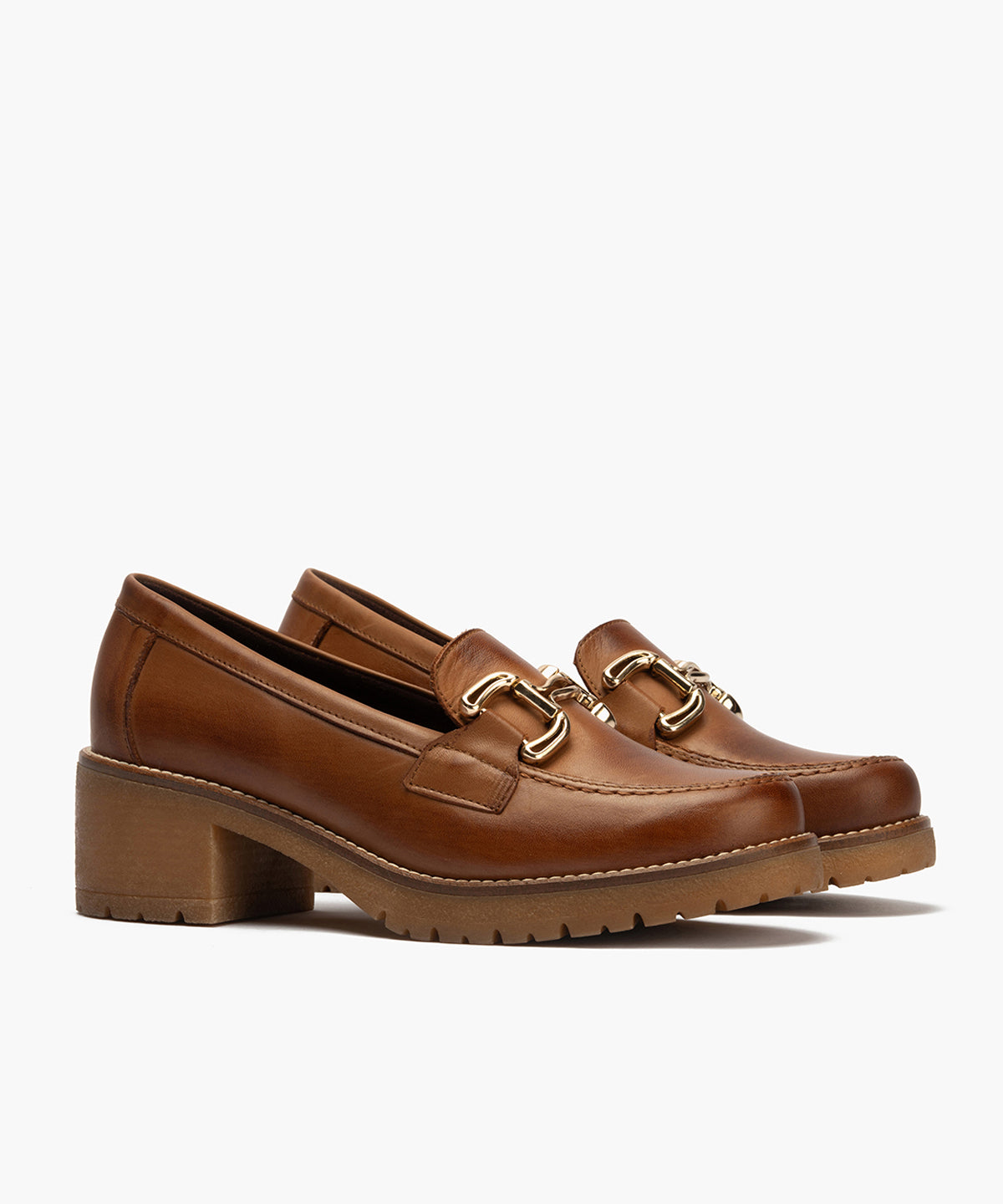 Mocasín en Napa con adorno de mujer color cuero