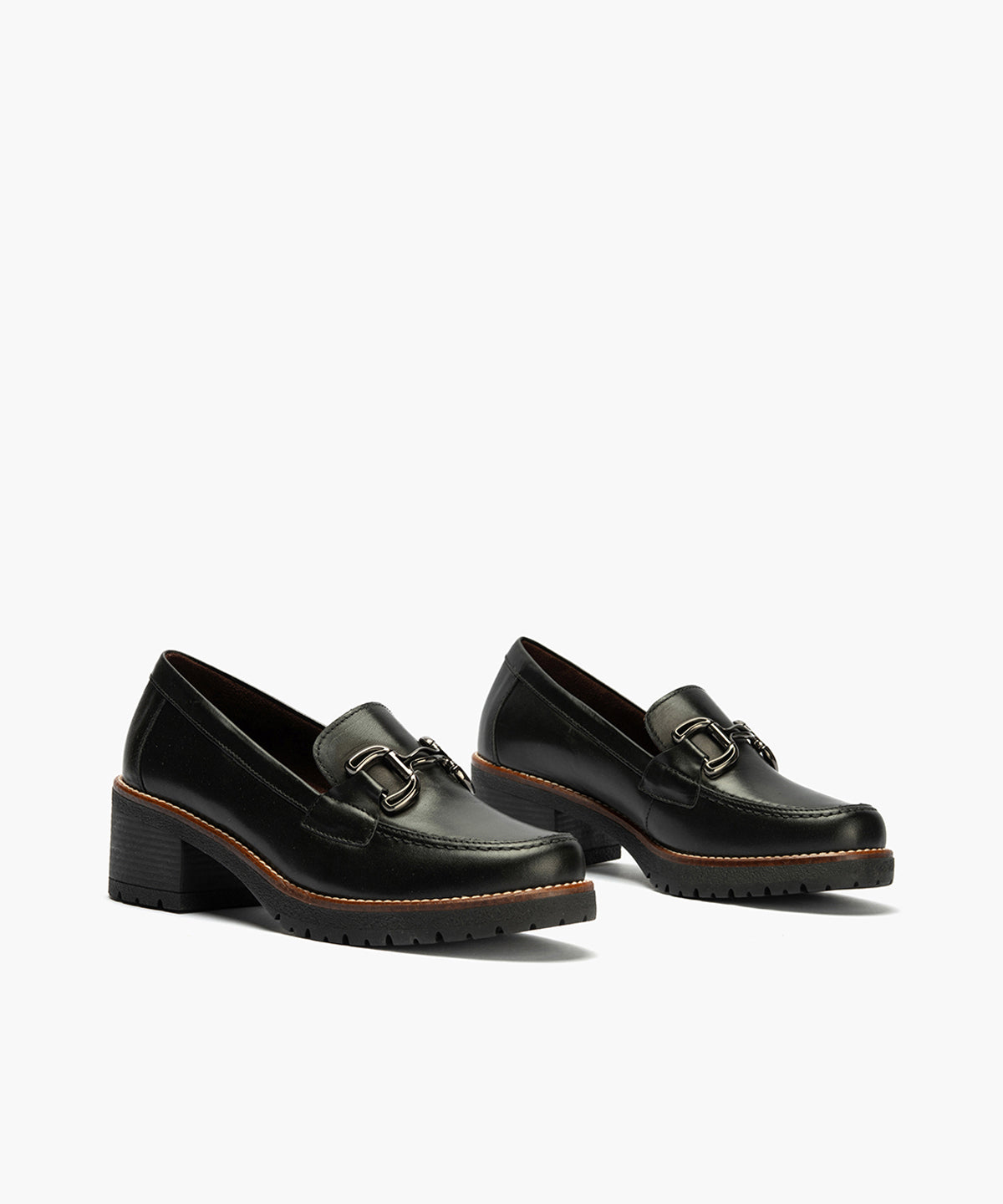 Mocasín en Napa con adorno de mujer color negro