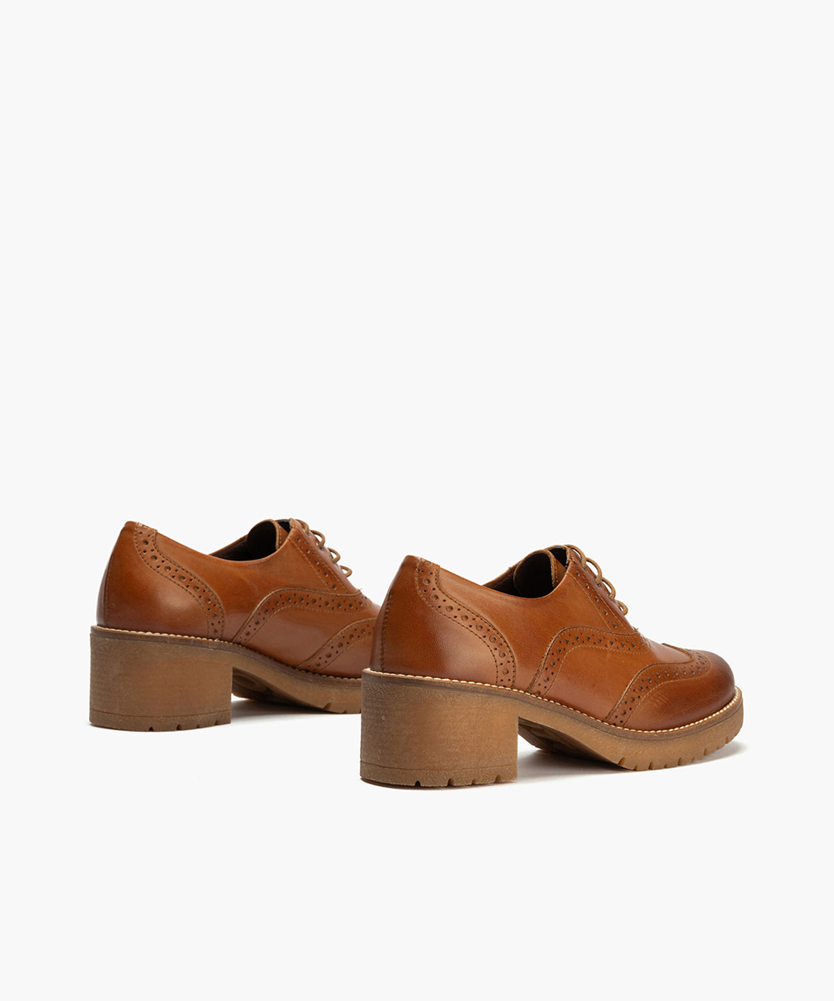 Ingles en Napa con cordones de mujer color cuero