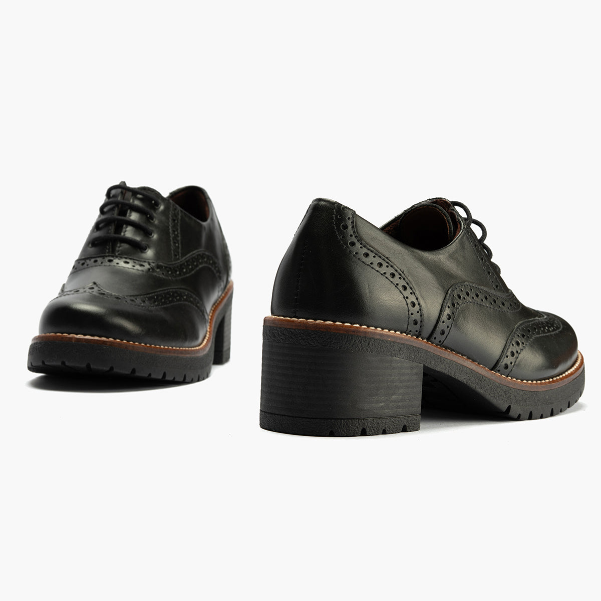 Ingles en Napa con cordones de mujer color negro