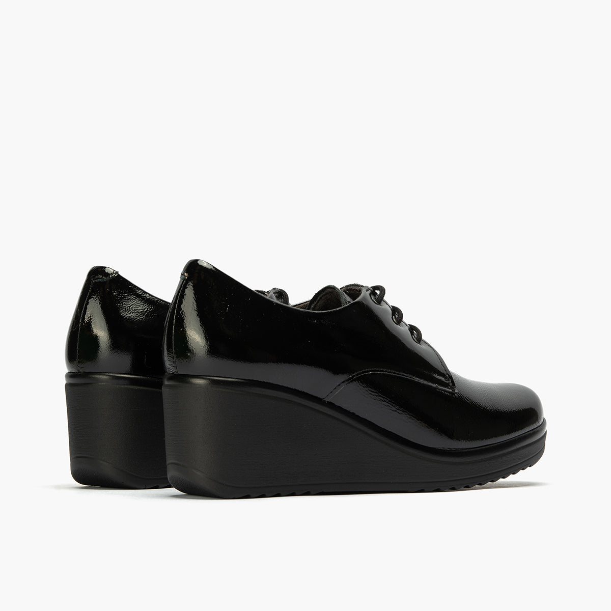 Blucher en Charol con cordones de mujer color negro