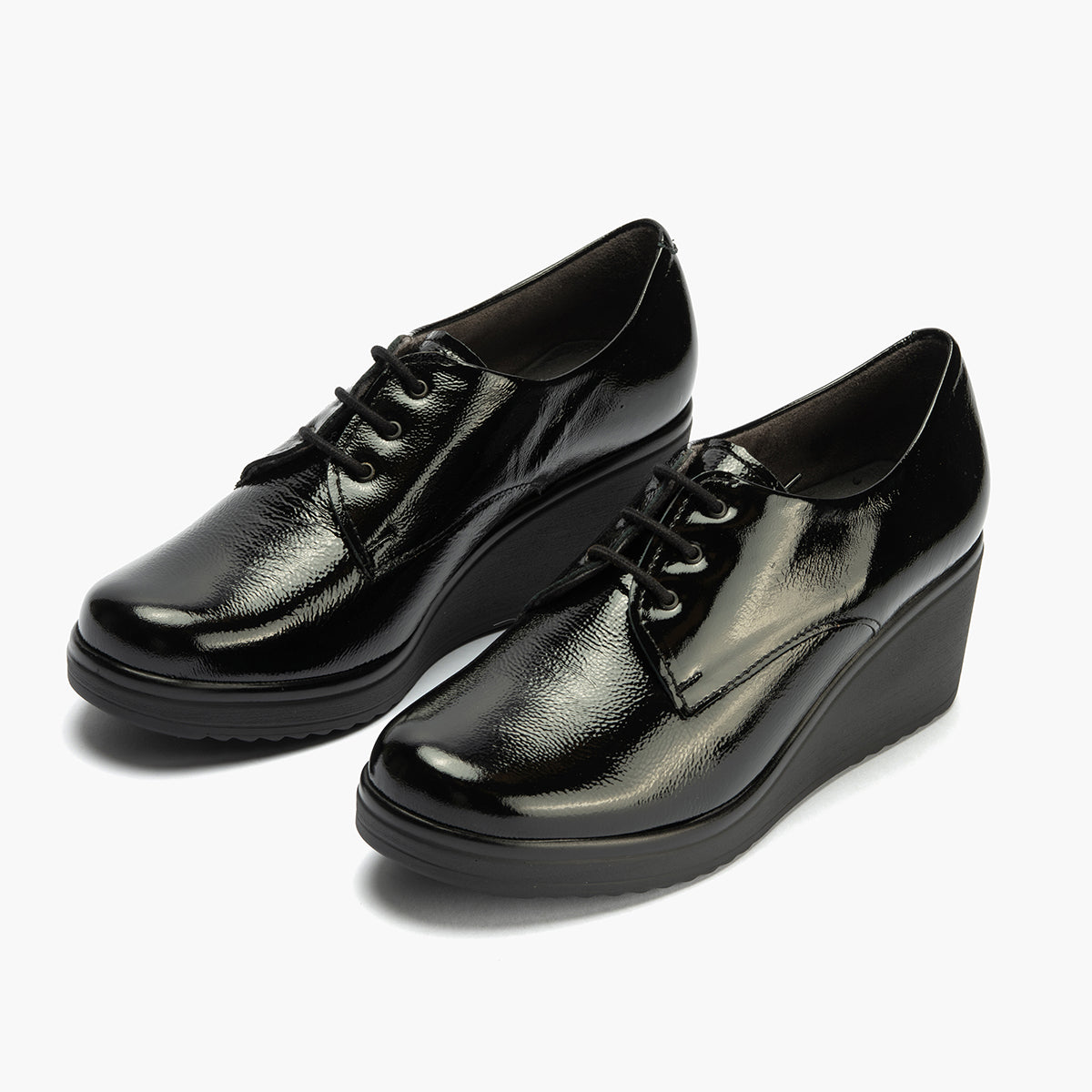 Blucher en Charol con cordones de mujer color negro
