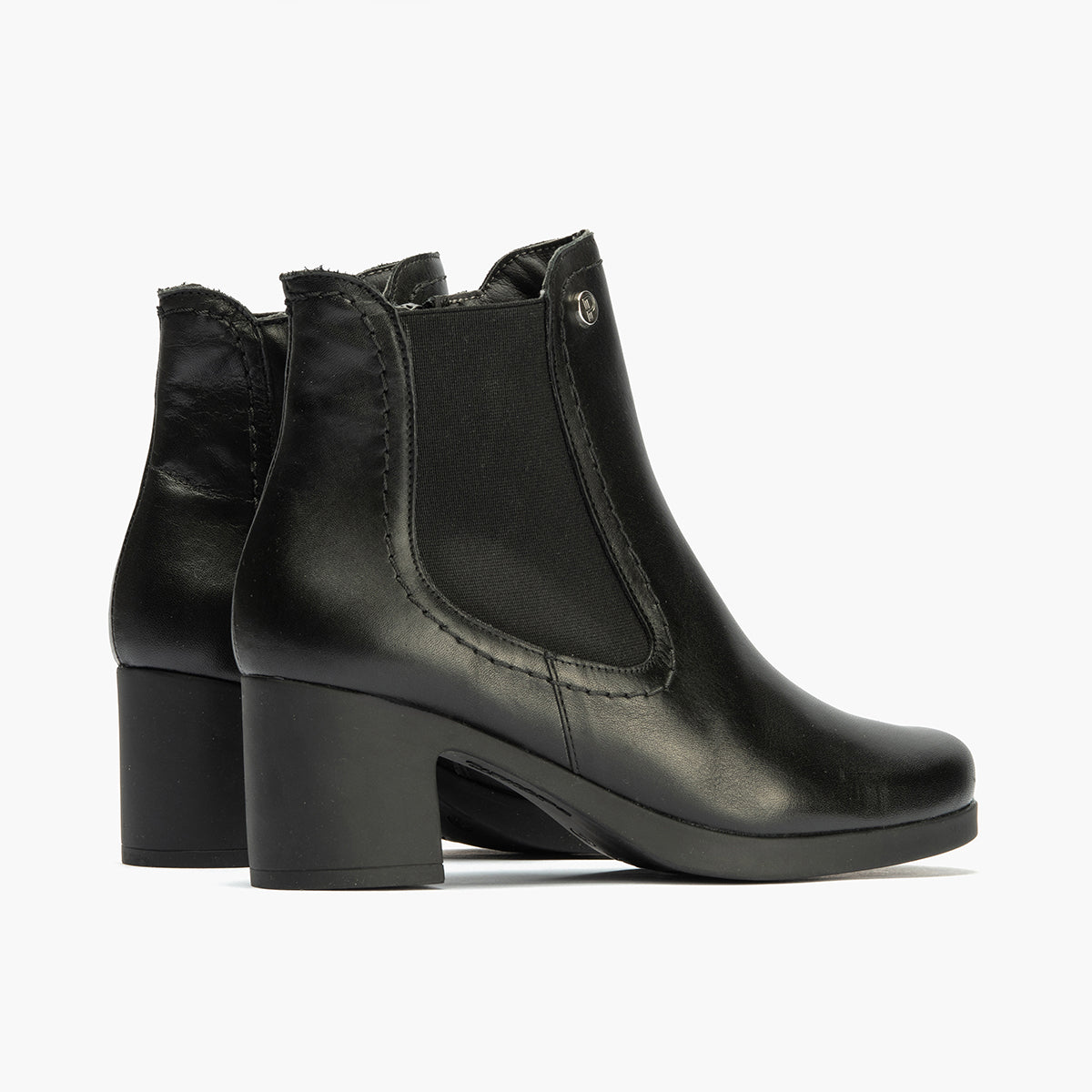 Botín Chelsey en Napa con elásticos de mujer color negro