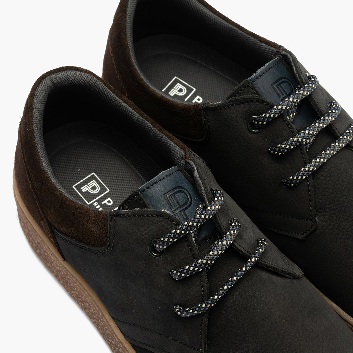 Blucher hombre con cordones color negro