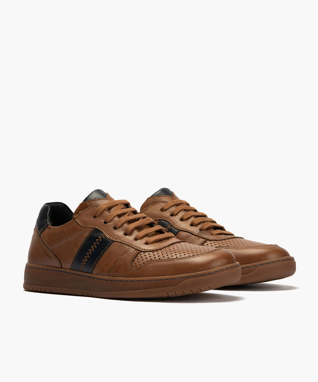 Deportivo en Napa hombre color libano