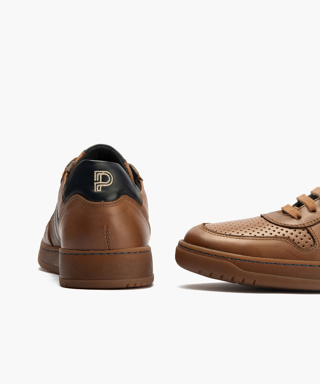 Deportivo en Napa hombre color libano