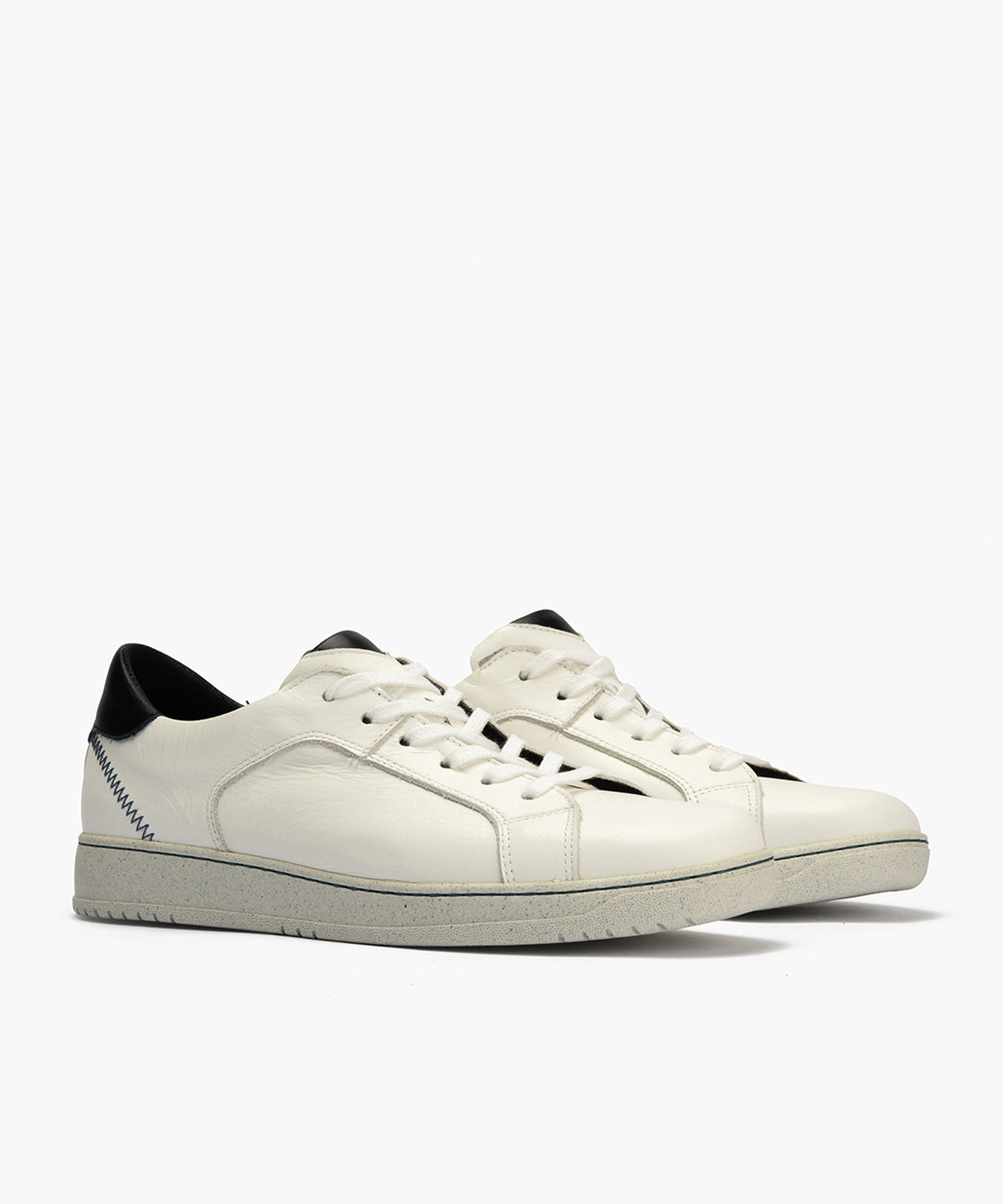 Basket Blanco hombre en napa color blanco