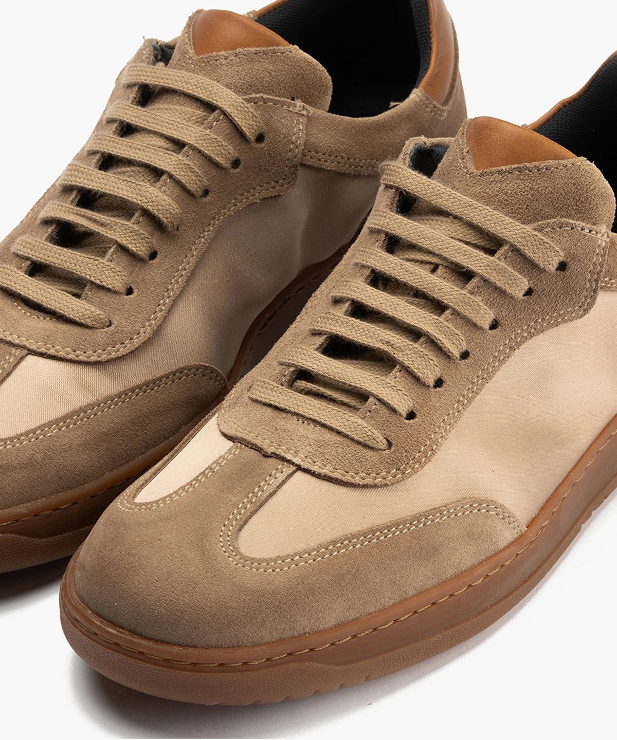 Deportivo con Nylon y serraje hombre color castoro
