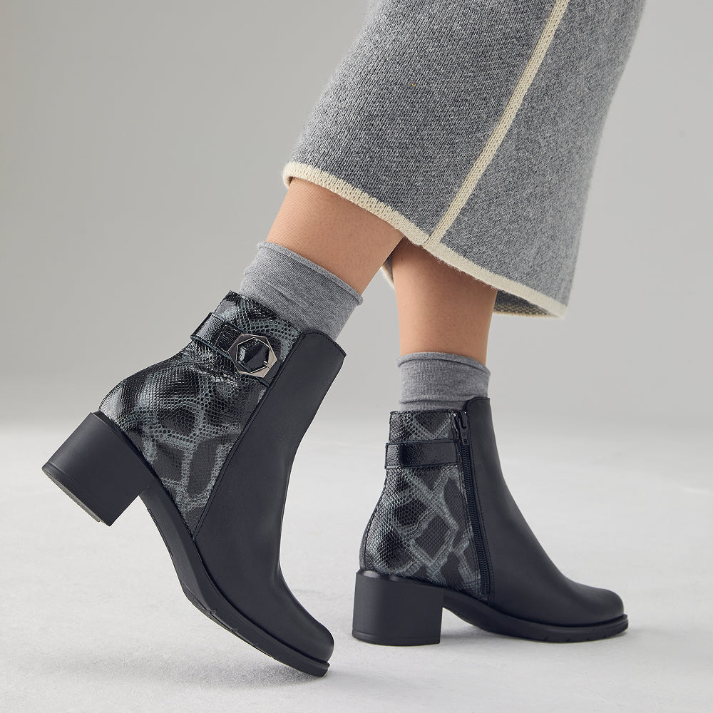 Botin en napa de mujer color negro