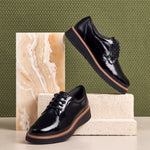 Blucher en Charol con cordones de mujer color negro