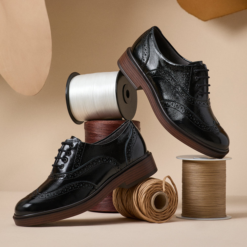Ingles en Charol con cordones de mujer color negro
