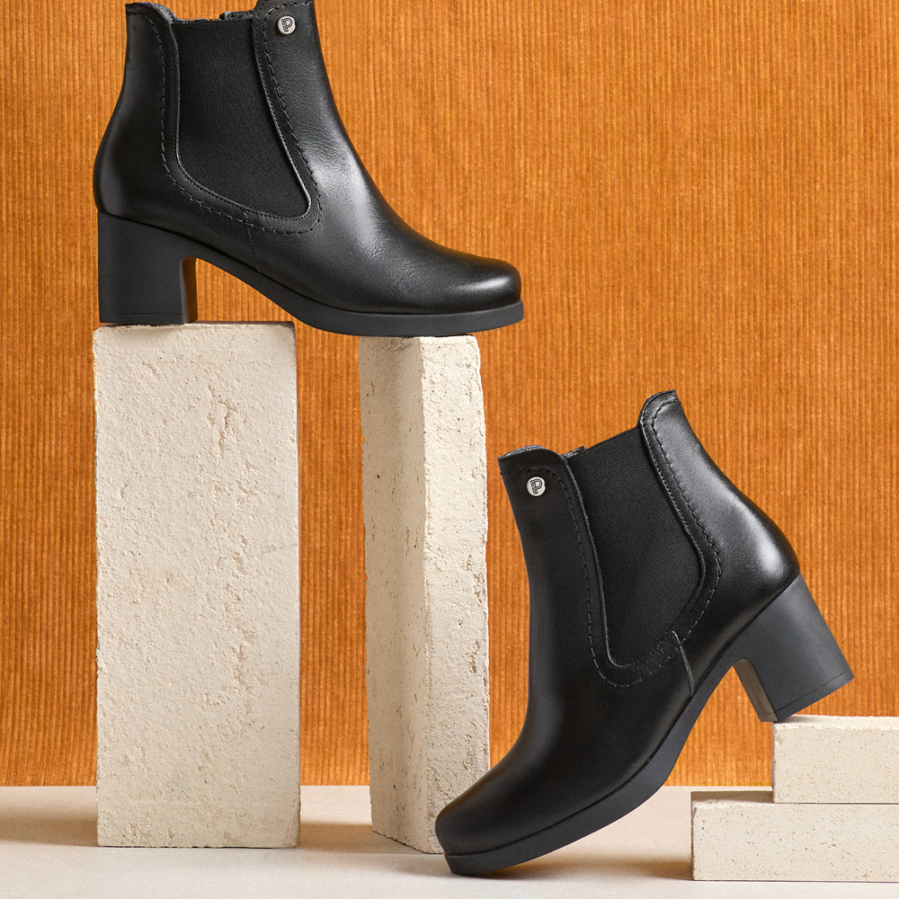 Botín Chelsey en Napa con elásticos de mujer color negro