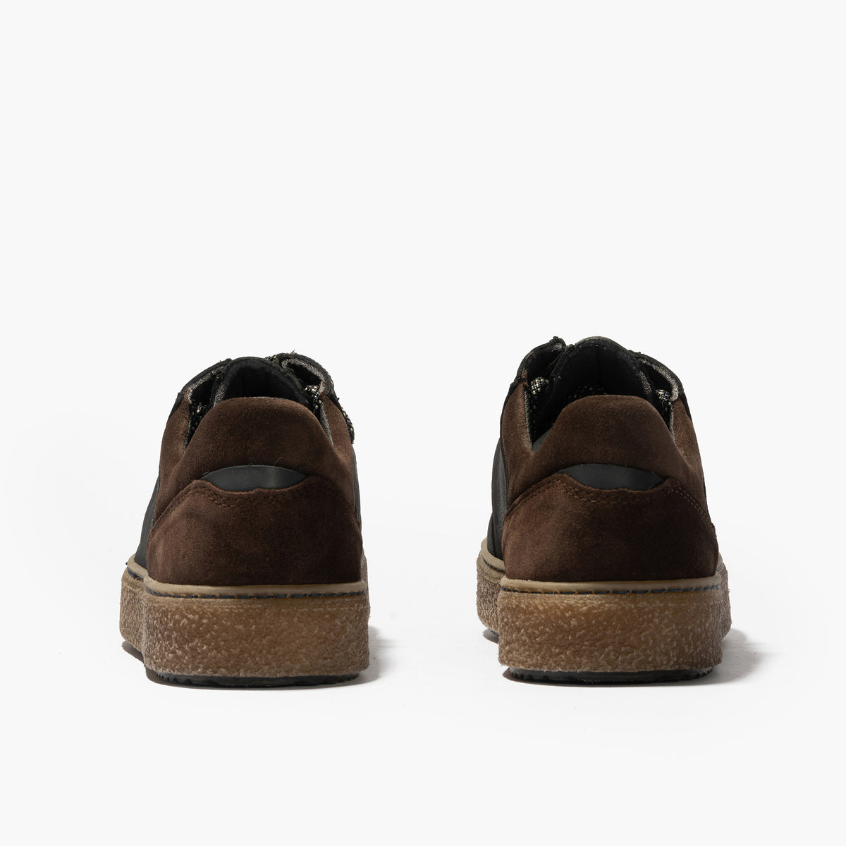Wallaby hombre con cordones color marino
