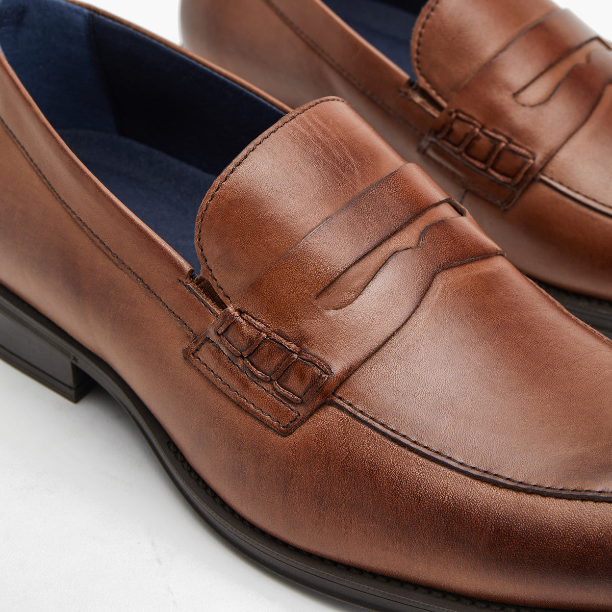 Mocasin vestir con antifaz hombre color marron
