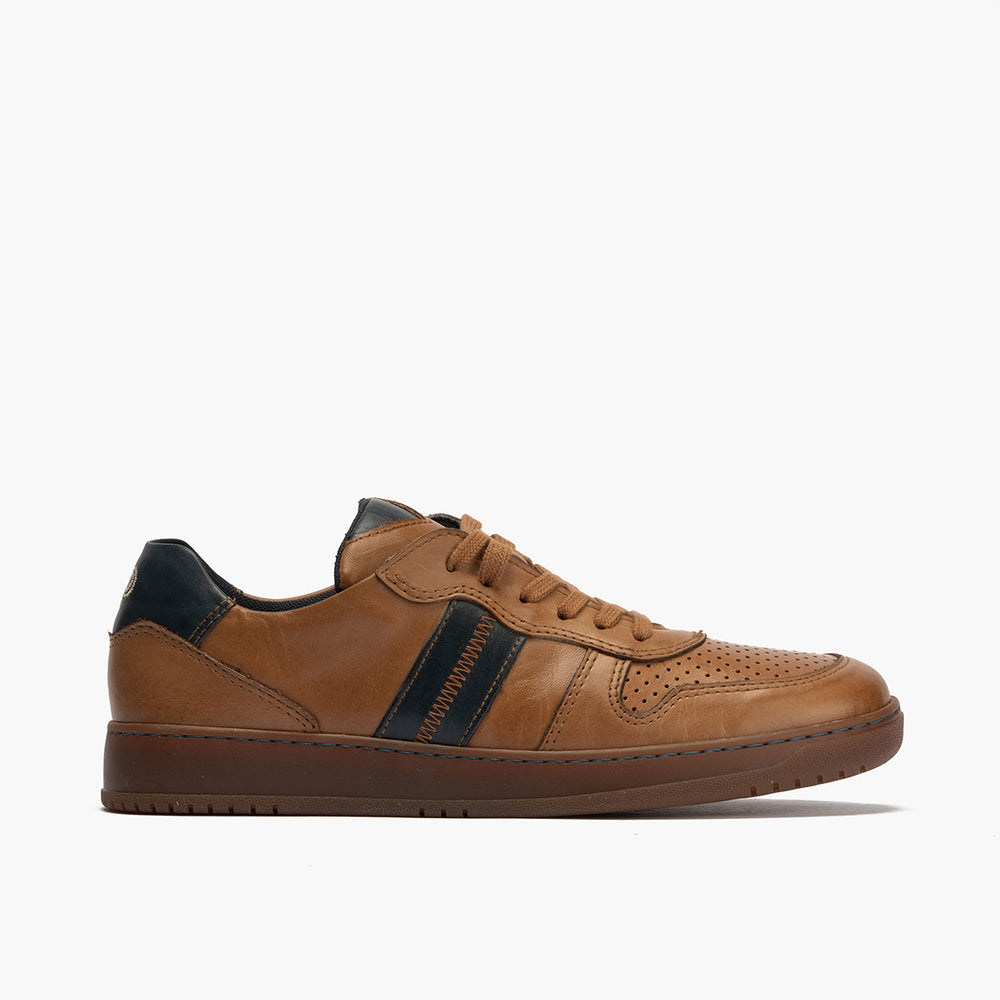 Deportivo en Napa hombre color libano