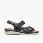 Sandalia plana con doble velcro en piel napa bombeada Marino