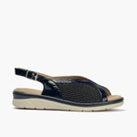 Sandalia plana en piel charol y elástico Marino