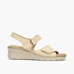 Sandalia con cuña con velcros en piel napa Crema