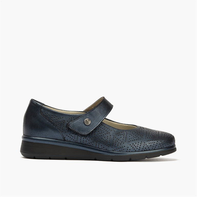 Zapato mercedes plano ancho especial con acabado brillante y suave Marino