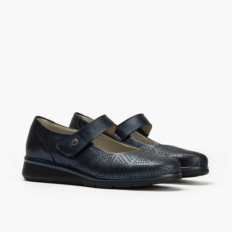 Zapato mercedes plano ancho especial con acabado brillante y suave Marino
