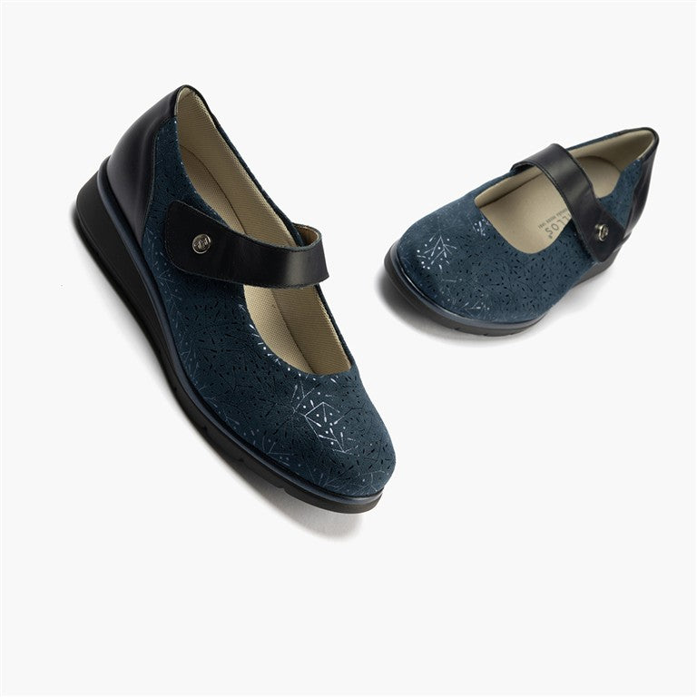 Zapato mercedes ancho especial en piel napa y lycra, con ajuste adaptable Marino
