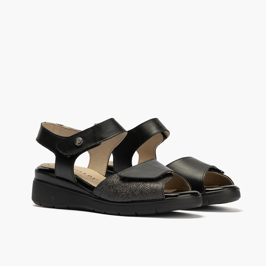 Sandalia cuña con velcros en piel fantasía y piel napa negro