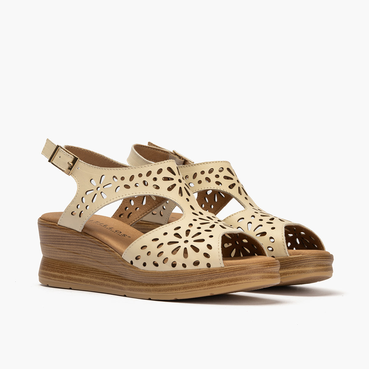Sandalia con plataforma  en piel napa Crema