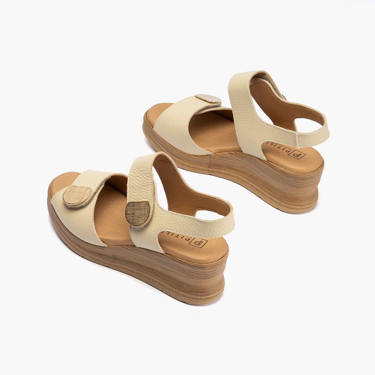 Sandalia con plataforma y velcros en piel napa bombeada Crema