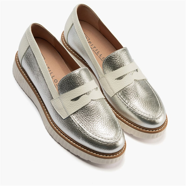 Zapato mocasín con antifaz en piel napa bombeada Plata