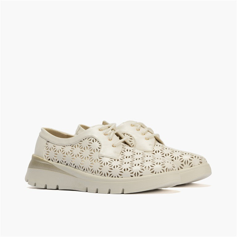 Zapato blucher plataforma con cordones en napa sintética Blanco