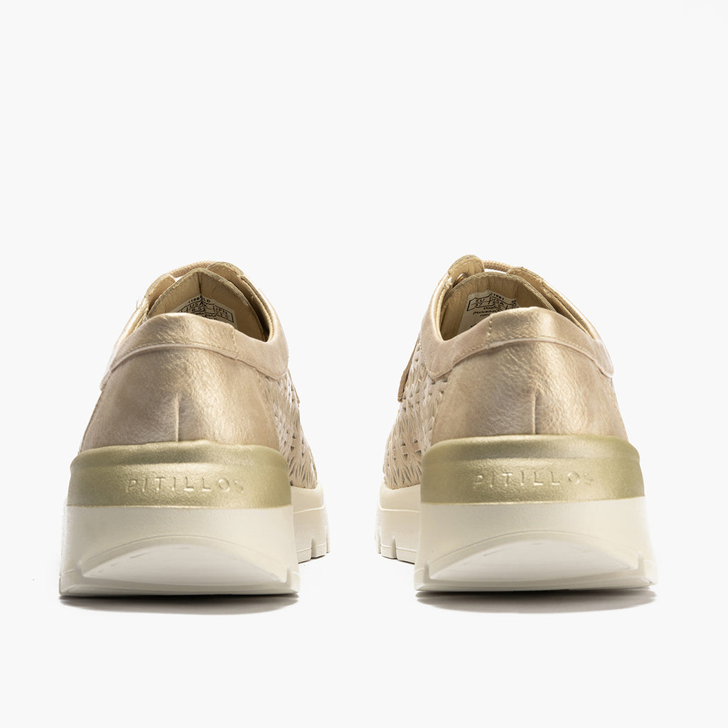Zapato blucher plataforma con cordones en napa sintética Oro