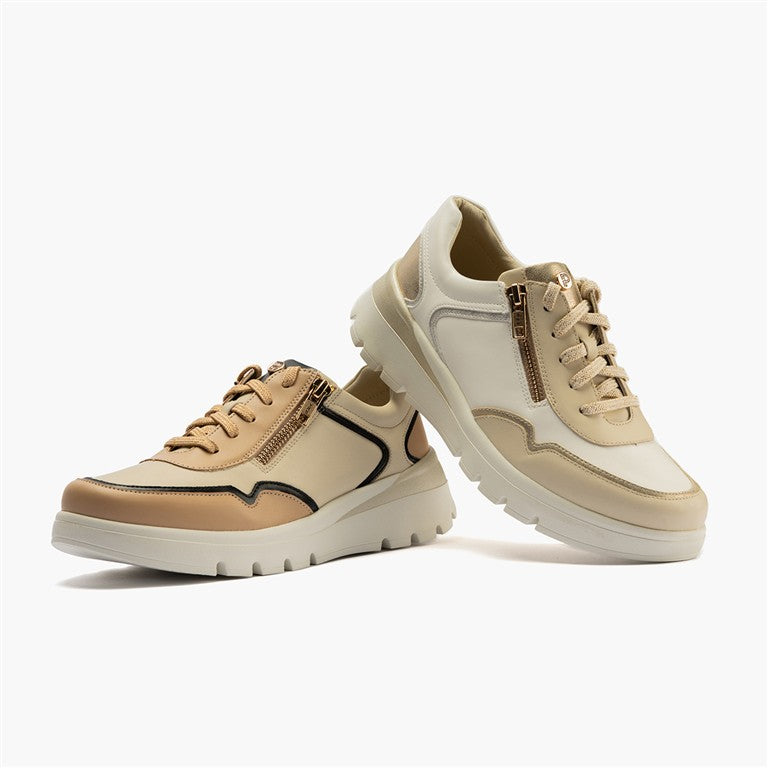 Deportivo plataforma con cremallera Crema