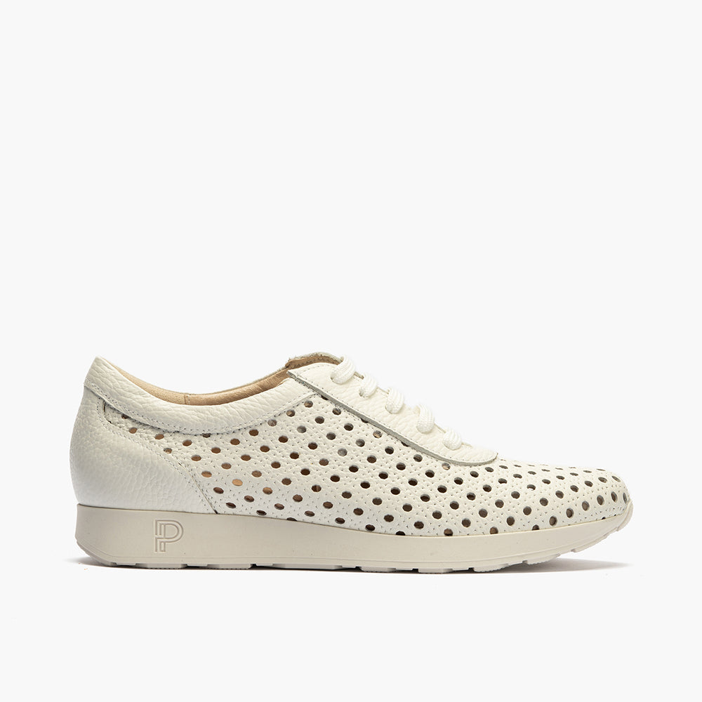 Deportivo plano en piel napa perforada Blanco