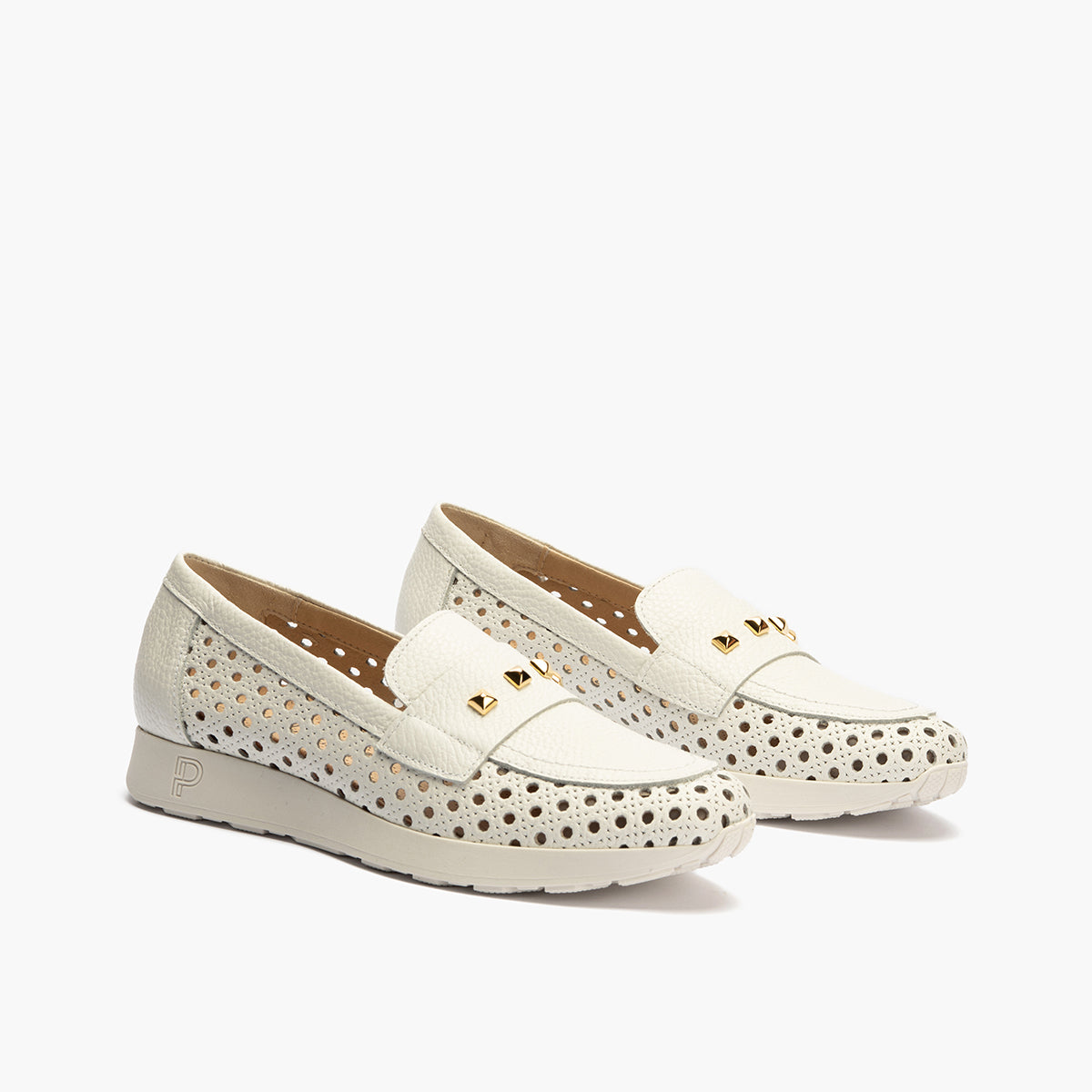 Mocasín plano con adornos, en piel napa y piel perforada Blanco