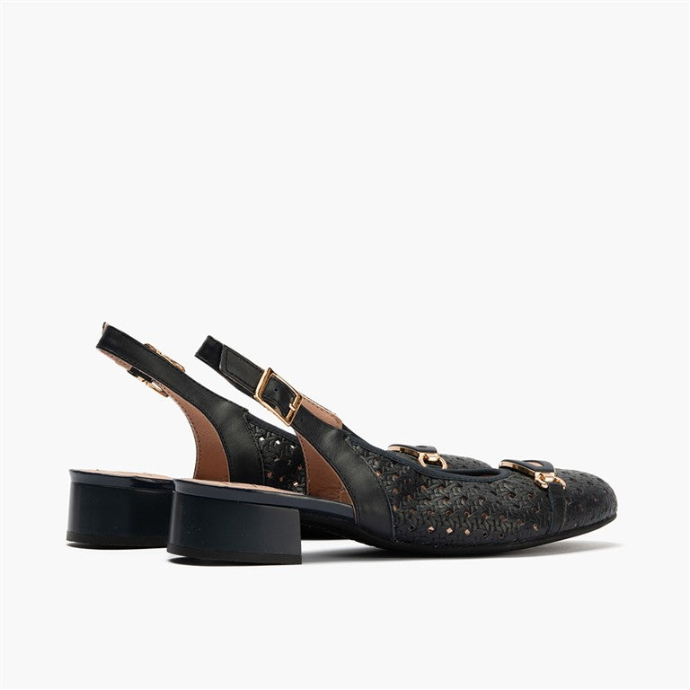 Zapato salón destalonado con adorno y tacón bajo, con punta redonda Marino