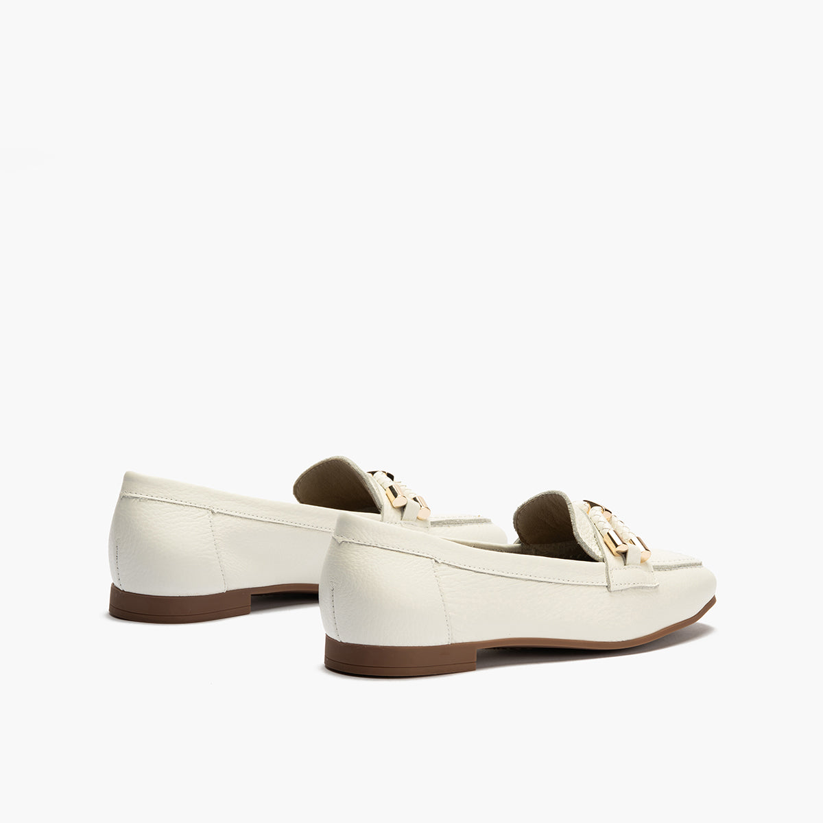 Mocasín plano en piel napa bombeada, con adorno Blanco